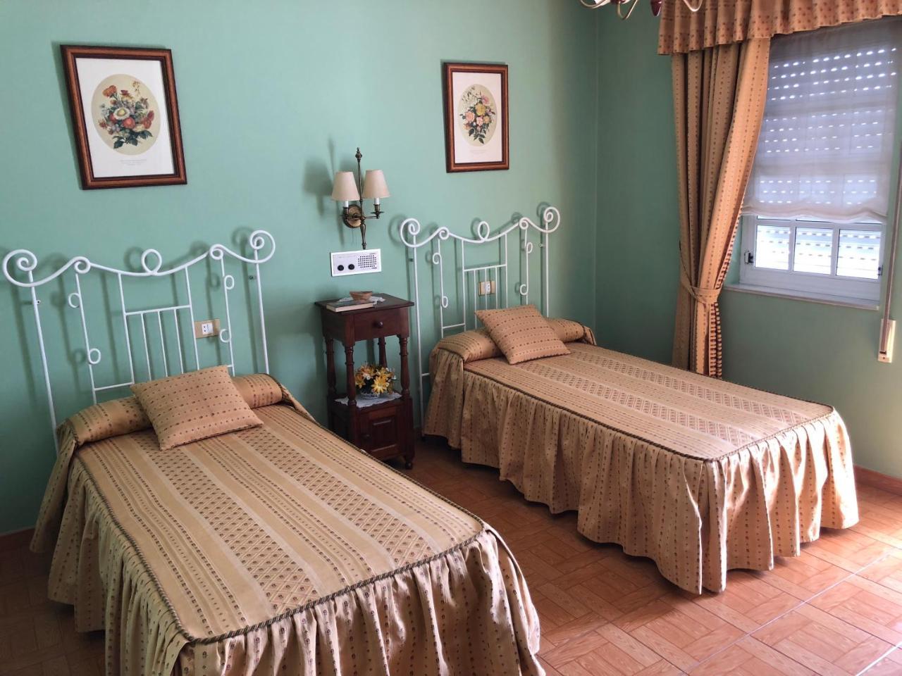 Hostal Juan Rosal Buitenkant foto