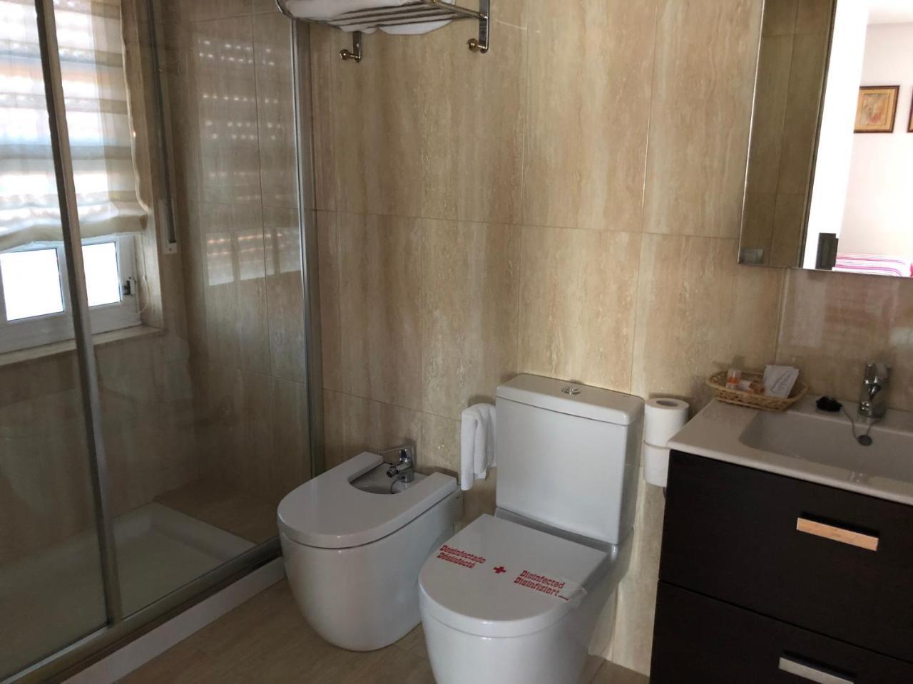 Hostal Juan Rosal Buitenkant foto